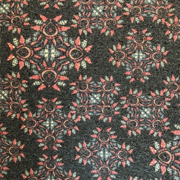 LuLaRoe Charcoal Gray Bodycon Style Midi Julia Dress With Floral Pattern size M - Picture 2 of 11